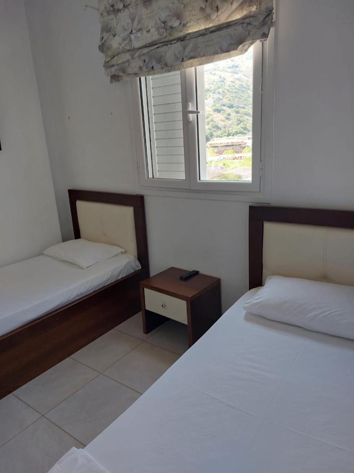 Hotel Jali Himare Exterior photo
