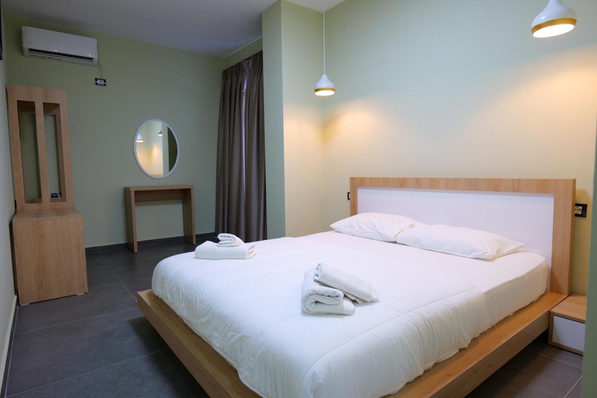 Hotel Jali Himare Exterior photo