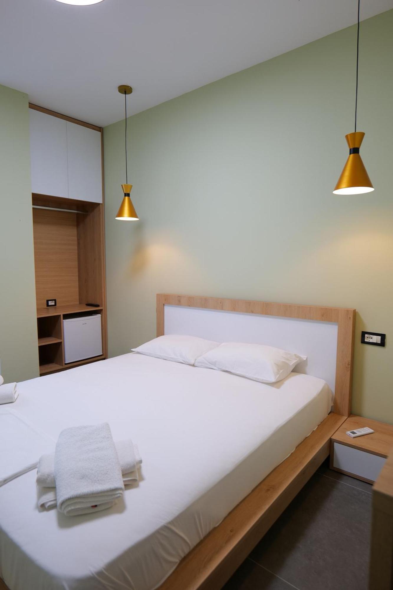 Hotel Jali Himare Exterior photo