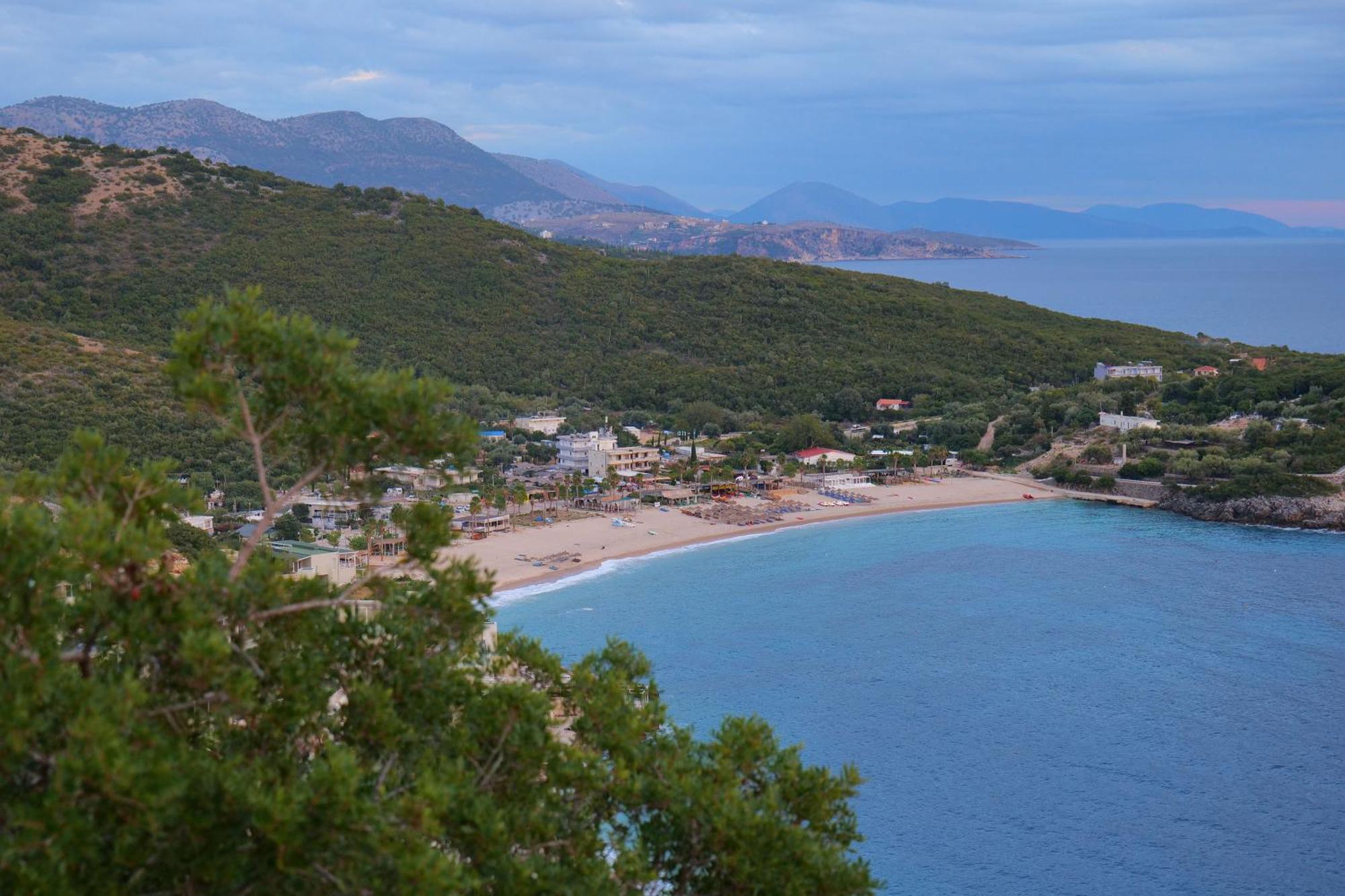Hotel Jali Himare Exterior photo